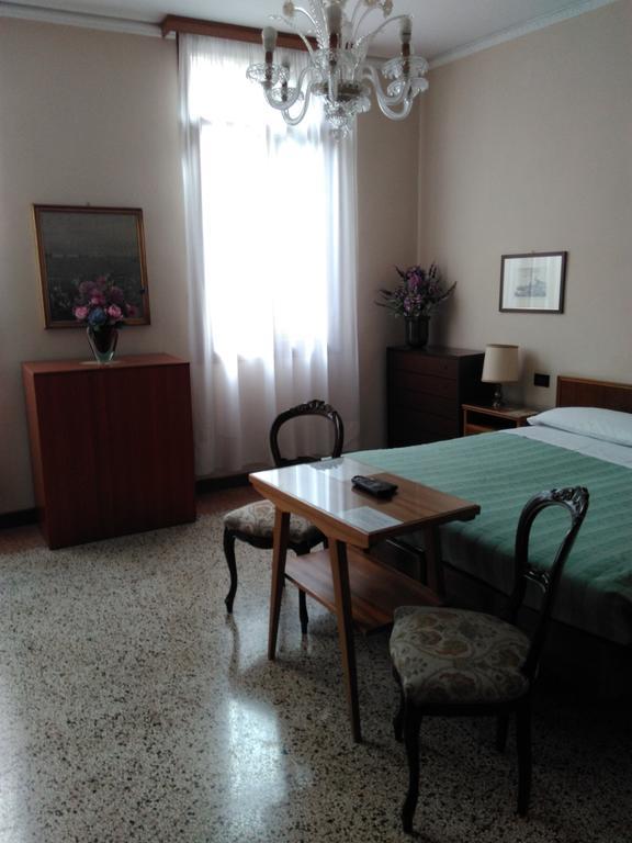 Albergo Al Gobbo Velence Kültér fotó