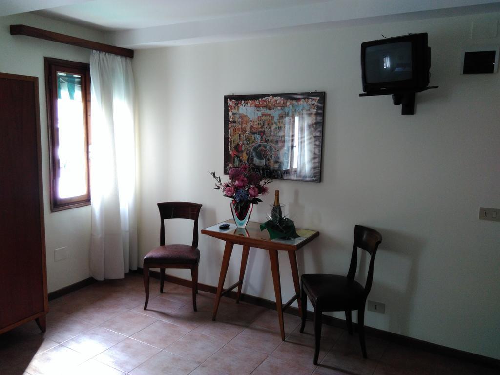 Albergo Al Gobbo Velence Kültér fotó